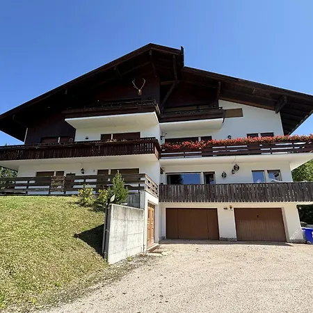 Casa Cirmoli, Confortevole Mansarda Con Balcone Panoramico Daire Cortina dʼAmpezzo