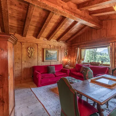 Daire Casa Cirmoli, Confortevole Mansarda Con Balcone Panoramico *